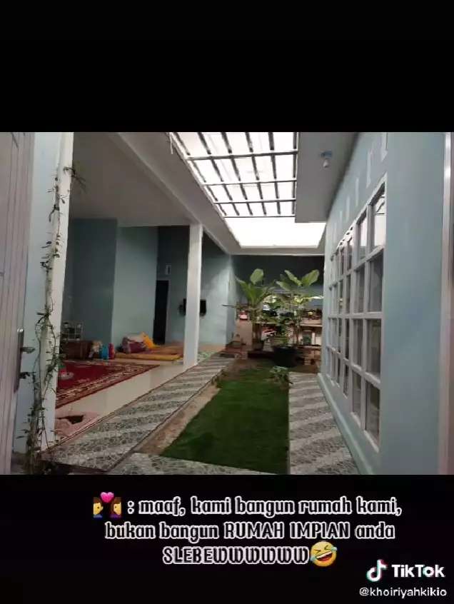 Rumah ini Dihina Jelek dan Aneh, Ternyata Dalamnya Menakjubkan, Ada Taman Luas Indah Banget!