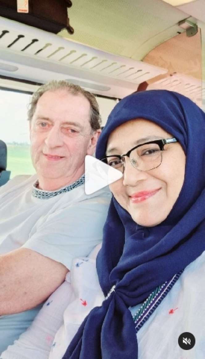 Dinikahi Pria Belanda, Ibu Shireen Sungkar Fenny Bauty Kini Jualan Nasi Padang, Lihat Potretnya