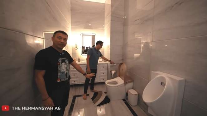 Potret Kamar Mandi di Rumah Mewah Eko Patrio, Fasilitasnya Super Canggih!