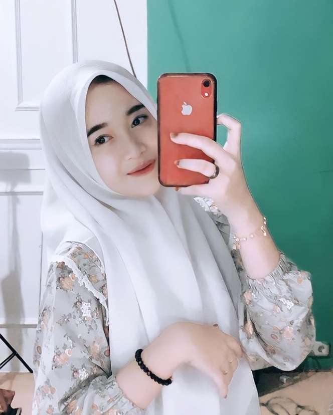 Potret Cantiknya Citra Nabila, Pengganti Anisa Rahman di Not Tujuh