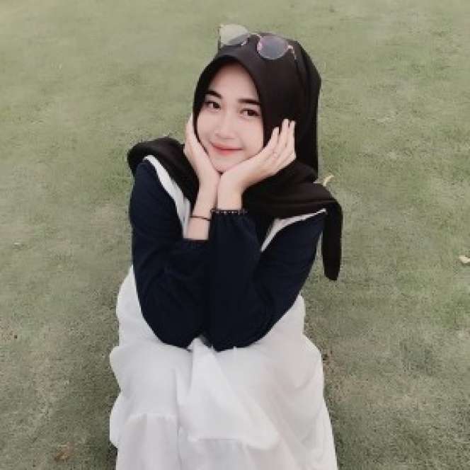 Potret Cantiknya Citra Nabila, Pengganti Anisa Rahman di Not Tujuh