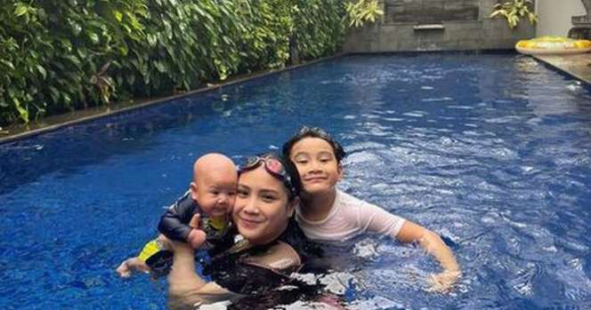 Penampakan Kolam Renang Raffi Ahmad di 3 Rumah Mewahnya, Terakhir Paling Wow!