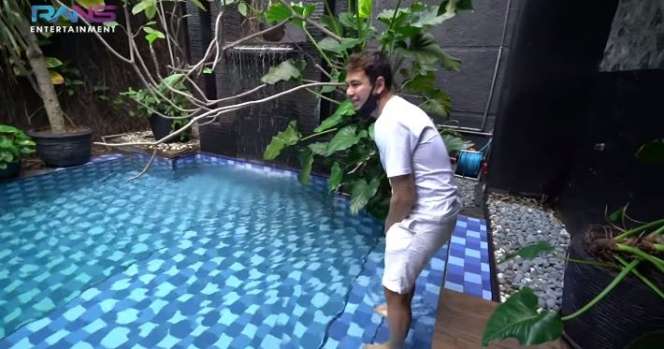 Penampakan Kolam Renang Raffi Ahmad di 3 Rumah Mewahnya, Terakhir Paling Wow!