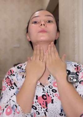 Potret Ritual Asmirandah Sebelum Tidur, Meski Tanpa Makeup Wajahnya Tetap Glowing