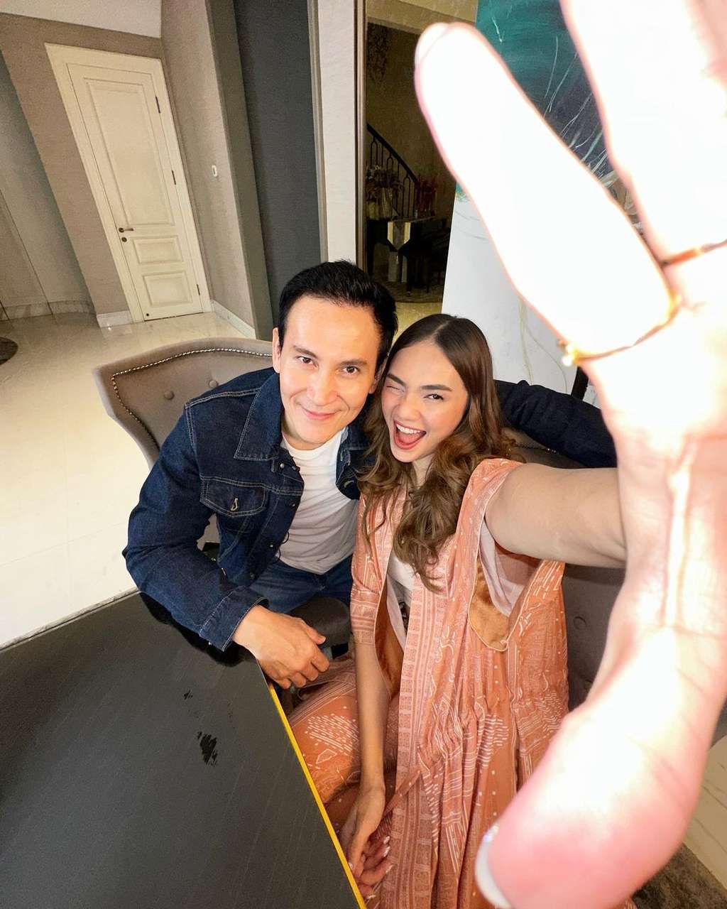 Sosok Violenzia Jeanette Kekasih Marcelino Lefrandt, Hot Mom Banget!
