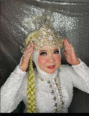 Makeup Pengantin Wanita Sunda Rusak Gegara Perawatan, MUA Rias Ulang dan Hasilnya Bikin Takjub