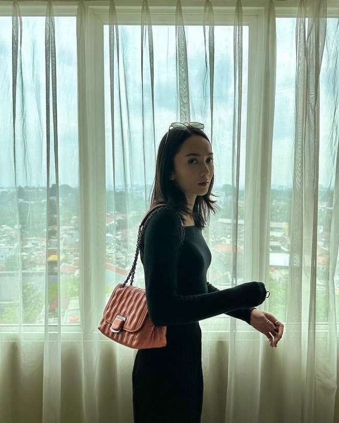 Pernah Jadi Model Remaja SMP Video Klip 'Hari Bersamanya' Sheila on 7, Begini Nasibnya Sekarang