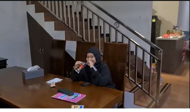 Potret Rumah Rian Mahendra Mantan Direktur PO Haryanto yang 'Dipecat' Sang Ayah, Ternyata...