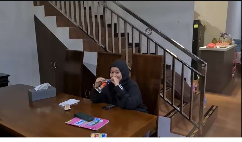 Potret Rumah Rian Mahendra Mantan Direktur PO Haryanto yang 'Dipecat' Sang Ayah, Ternyata...