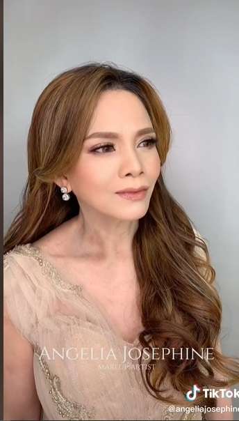 Potret Transformasi Emak-emak Dirias MUA, Hasilnya Bikin Pangling, Jadi Lebih Muda 20 Tahun!