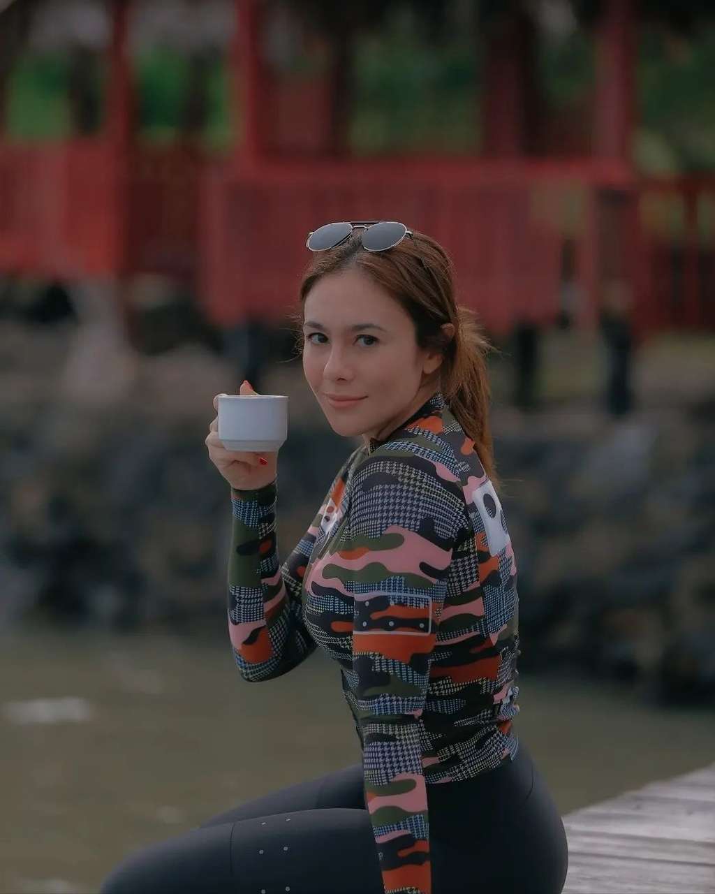 Sangking Awet Mudanya, Wajah Polos Wulan Guritno Disebut Mirip Anak SMA