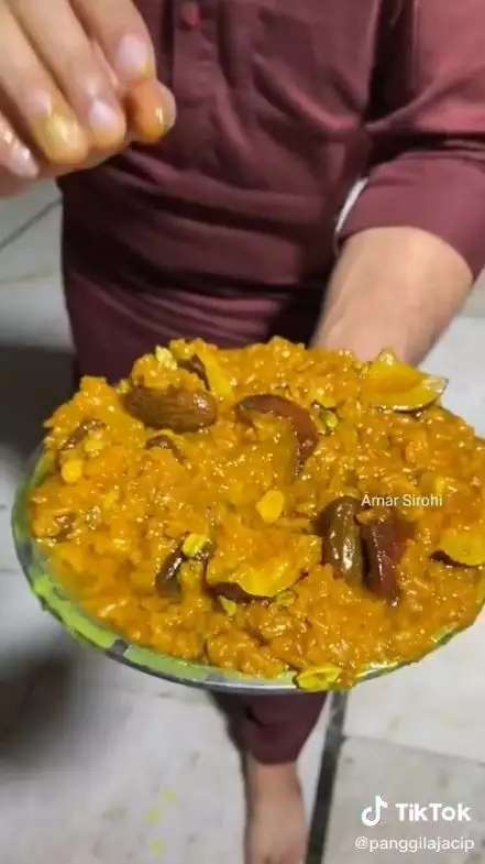 Pakai Wajan Bekas Pasir, 10 Potret Pembuatan Makanan Porsi Jumbo di India Ini Bikin Mual