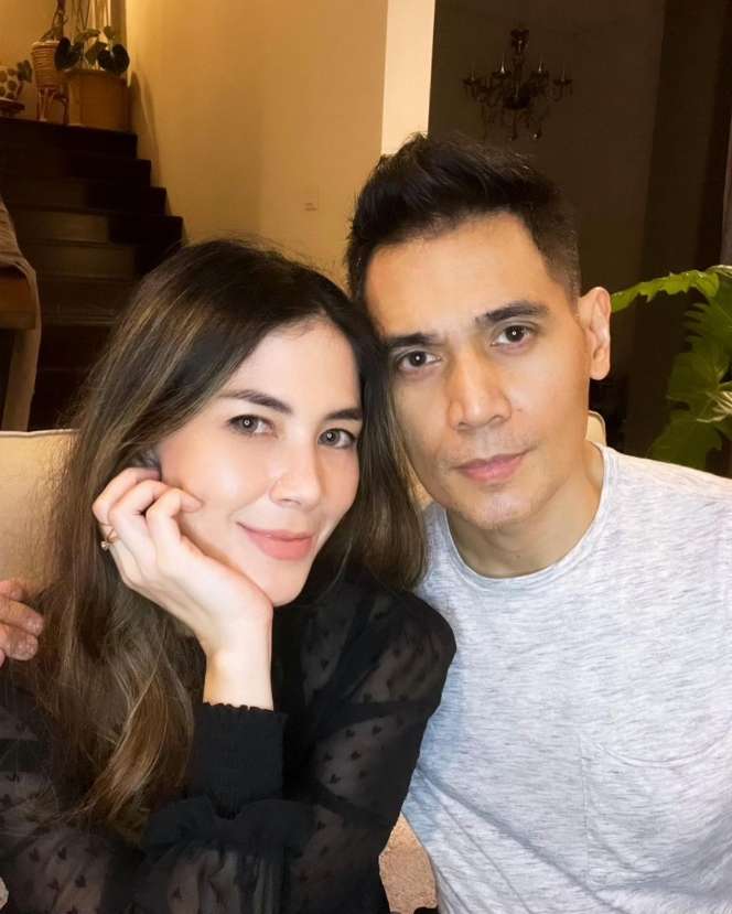 Potret Dee Adnan Kekasih Tyo Nugros, Rupanya Bukan Orang Sembarangan