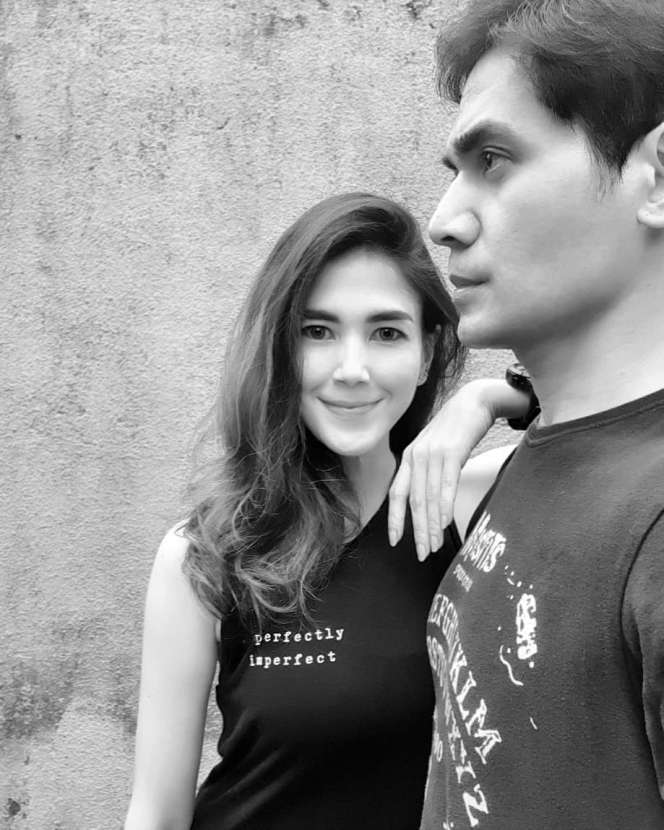 Potret Dee Adnan Kekasih Tyo Nugros, Rupanya Bukan Orang Sembarangan