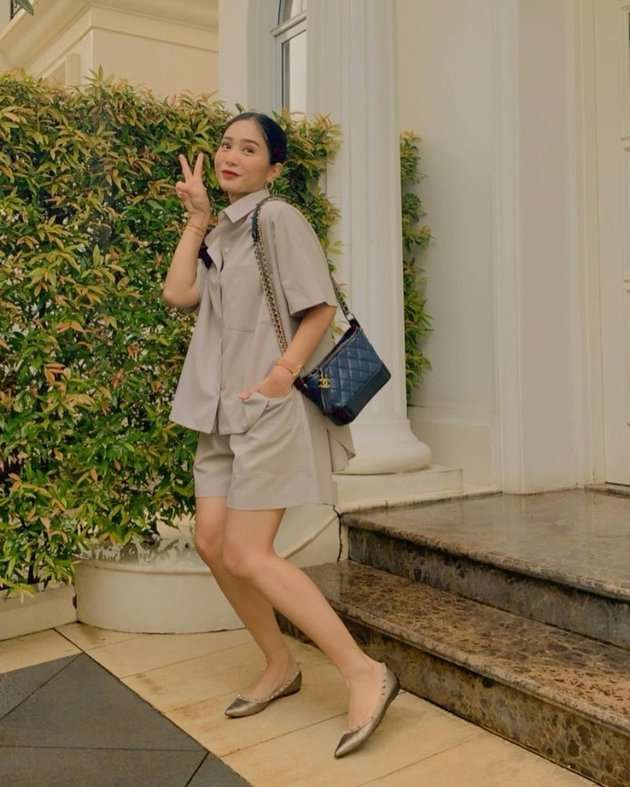 10 Adu Mewah Rumah Bunga Zainal VS Ria Ricis, Bak Bumi & Langit, Sang Youtuber Kalah Tajir?