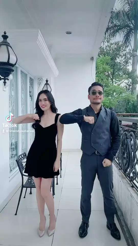 Ingat Pacar Eross di Video Klip `Itu Aku` Sheila On 7? Kini Jadi Artis TOP, Terbaru Tubuhnya Kian Kurus, Lihat Potretnya