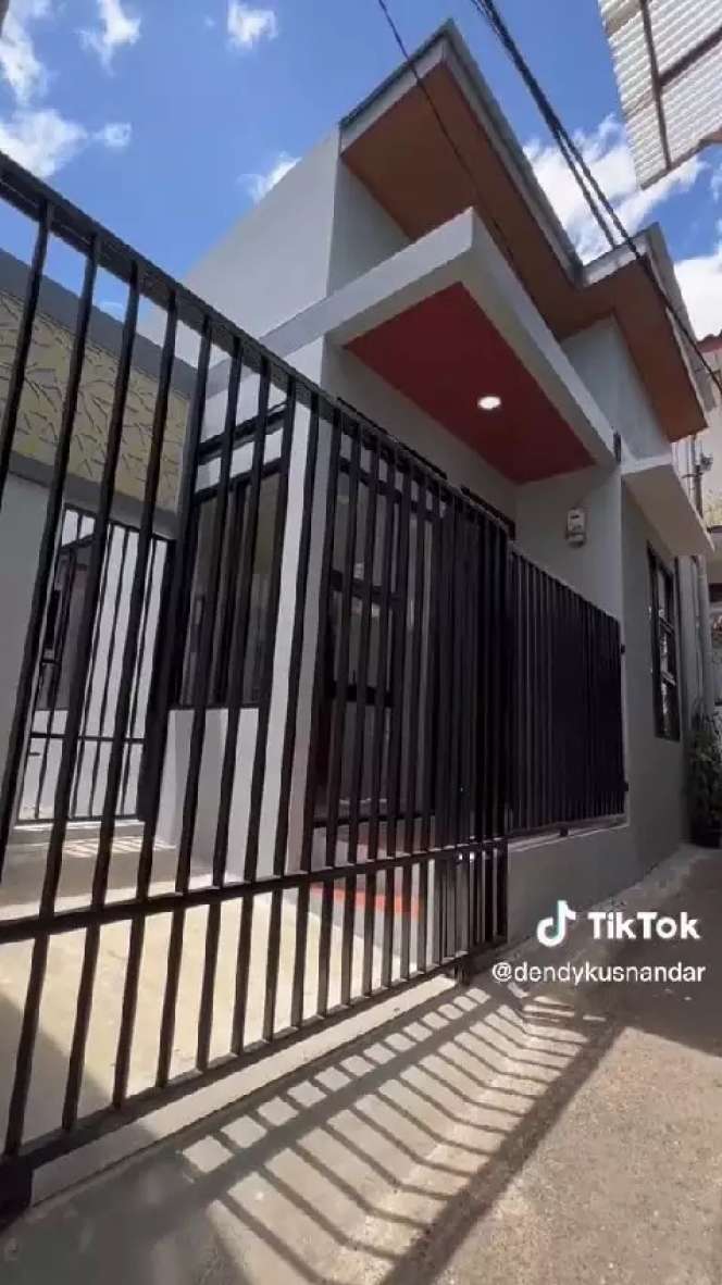 Penampakan Rumah Reyot Nyaris Roboh Disulap Jadi Hunian Mewah Ala Artis, Dalamnya Bikin Melongo 