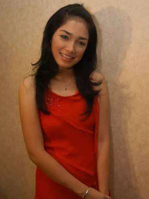 Potret Lawas Ussy Sulistiawaty: Gak Ribet Sama Makeup, Polos Apa Adanya