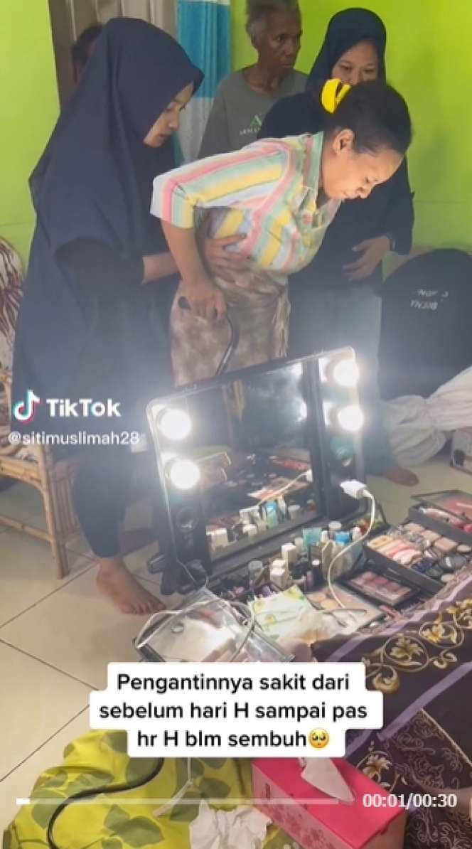 Viral Pengantin Dirias MUA Sambil Tiduran, Mendadak Tak Bisa Jalan di Hari Pernikahan