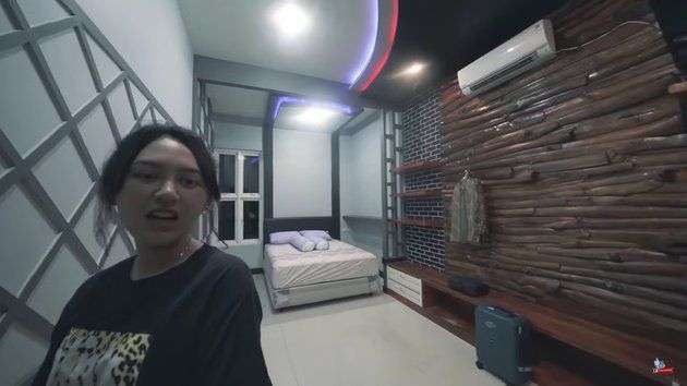 10 Potret Rumah Baru Denny Caknan di Ngawi, Besar dan Megah, Bak Bumi Langit dengan Sekitarnya!