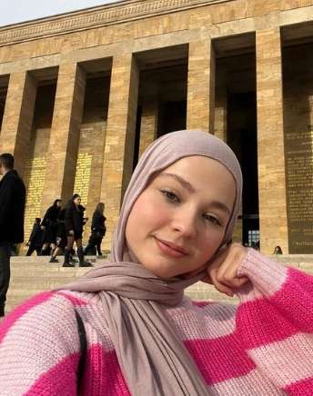 Potret Cantiknya Tugba Kiara, `Teman Dekat` Fiki Naki dari Turki, Kondisinya Setelah Gempa Dahsyat