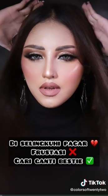 Potret Transformasi Wanita Usai Makeup Tanpa Bantuan MUA, Hasilnya Plek Ketiplek Mirip Ayu Ting Ting!