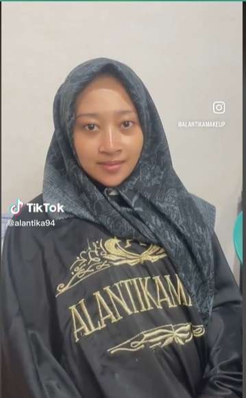 Potret Transformasi Wanita Hamil 8 Bulan Dirias MUA, Jadi Pengantin di Acara Resepsi, Penampilannya Bikin Pangling!