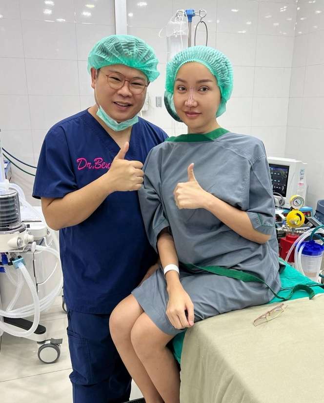 Disebut Mirip Hidung Pinocchio, Potret Terbaru Lucinta Luna Jalani Operasi Plastik Lagi di Thailand