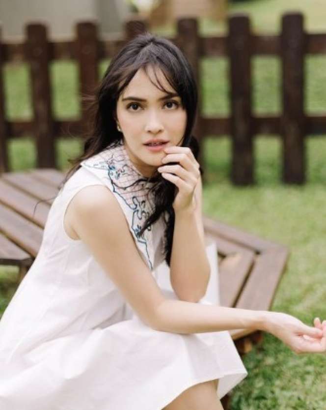 Masih Ingat Model di Video Klip 'Itu Aku' Sheila on 7, Penampilannya Sekarang Sering Jadi Omongan