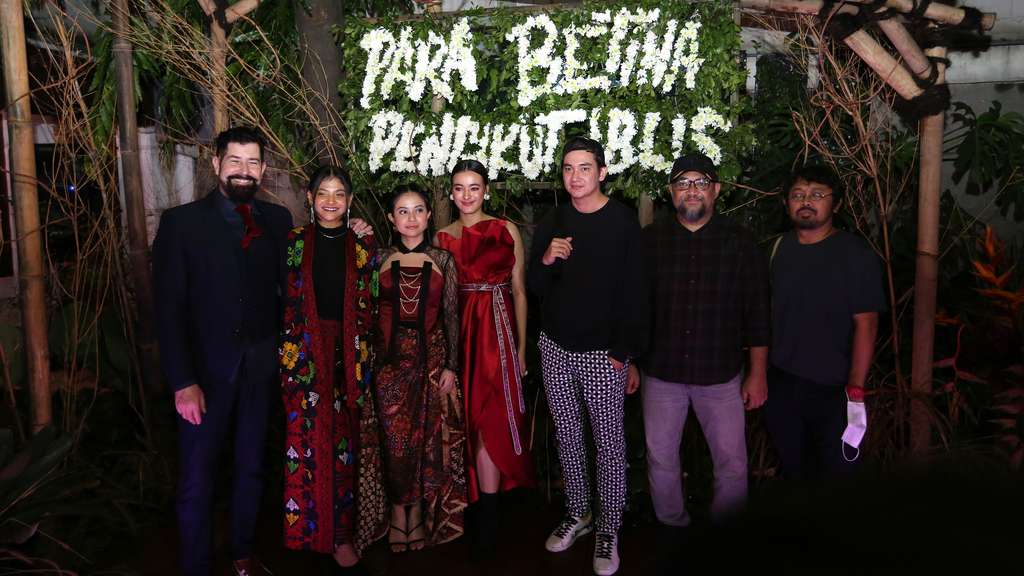 Main Film Horor, Mawar de Jongh Jadi Perempuan Sadis