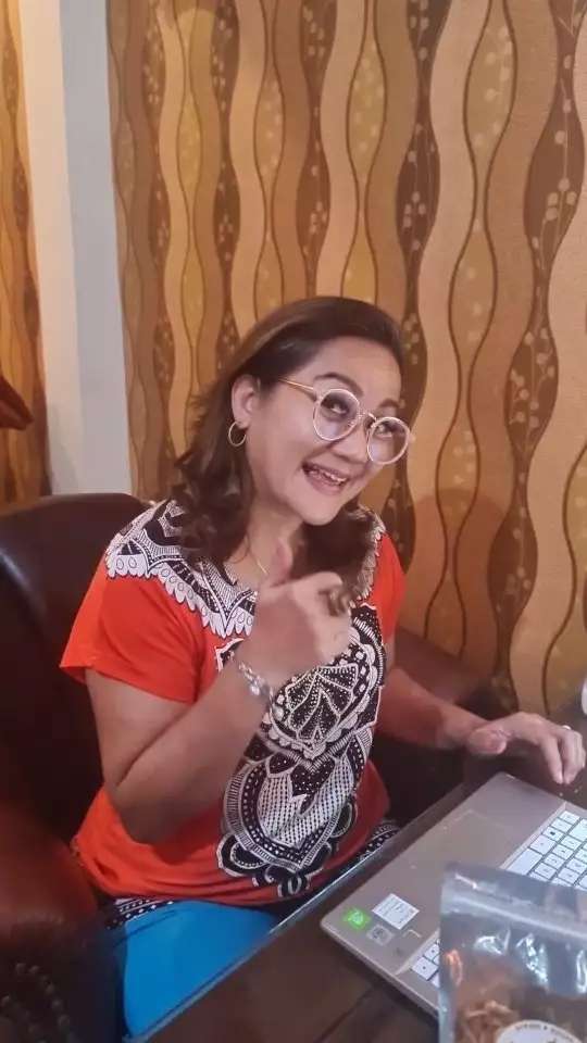 Ingat Selly, Pacar Dono di Film `Salah Masuk` Warkop DKI? Dulu Primadona, Begini Potretnya Sekarang