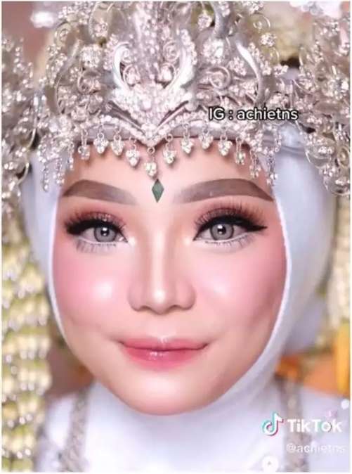 Potret Pengantin Kulit Sawo Matang Dirias MUA Pilihan Orang Tua, Hasilnya Syok di Luar Ekspektasi