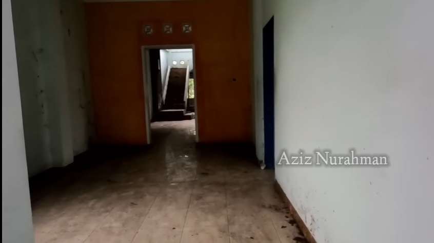 Potret Rumah Mewah Terbengkalai 5 Tahun, Jadi Saksi Bisu Kasus Pembunuhan, Ada Sesajen di Ruangan Korban!