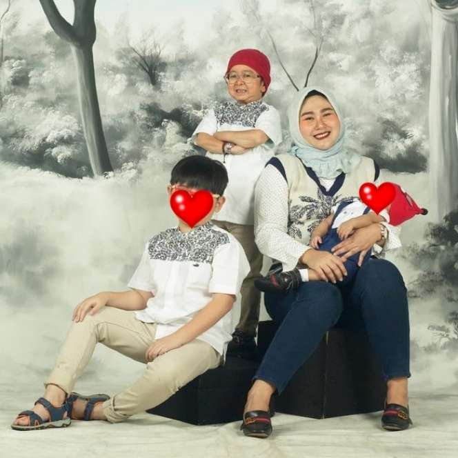 7 Potret Cantiknya Shelvie Hana, Istri Daus Mini yang Gugat Cerai Usai Diselingkuhi