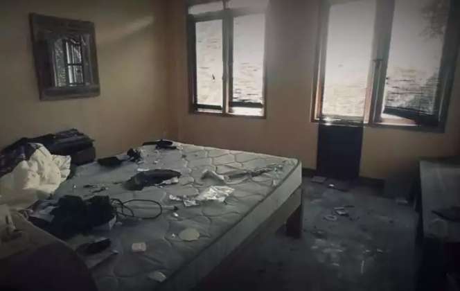 8 Penampakan Vila Mewah Terbengkalai di Atas Bukit, Pemandangan Super Indah Tapi Seram!