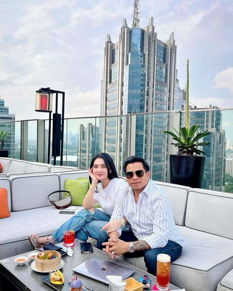 Potret Cantiknya Istri Wirang Birawa hingga Dilirik Jadi BA Skincare
