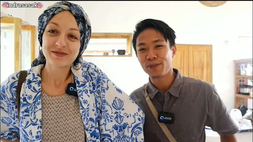 Potret Pasangan Viral, Melissa Asal Prancis dan Indra yang Kini Bantu Renovasi Sekolah di Kampung Suami!