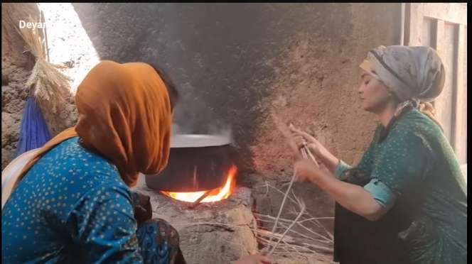 Potret Kecantikan Gadis Desa di Afganistan, Ternyata Sederhana Banget, Semua Pakai Kayu Bakar!