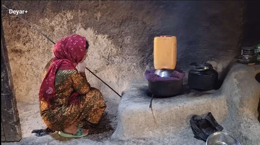 Potret Kecantikan Gadis Desa di Afganistan, Ternyata Sederhana Banget, Semua Pakai Kayu Bakar!