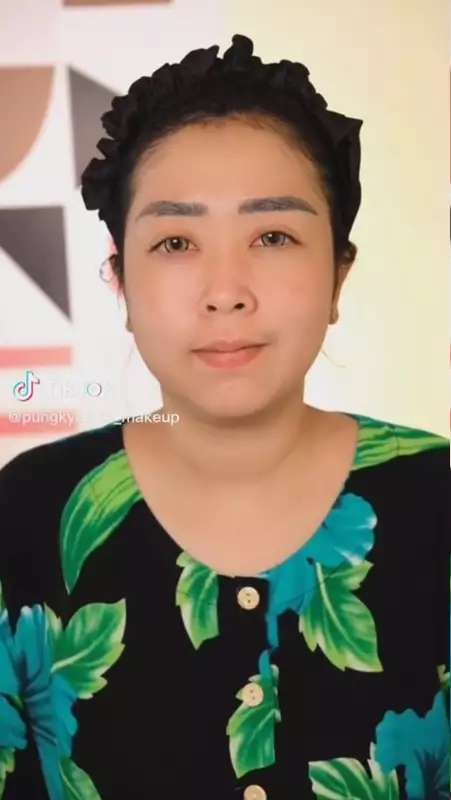 Viral Wanita Plek Ketiplek Soimah Dirias Jadi Pengantin Adat Minang, Hasilnya Malah Mirip Artis Lain