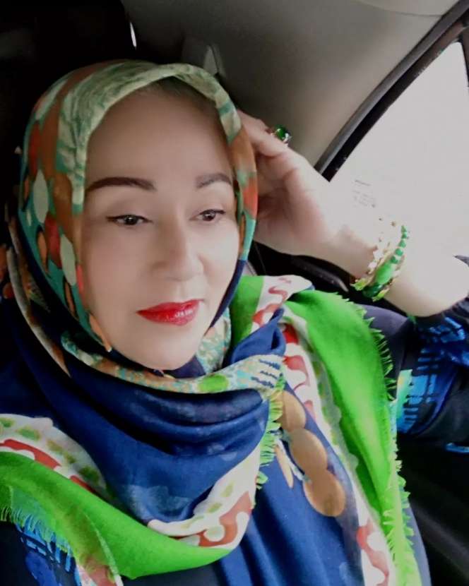 Ingat Wanita Cantik yang Jadi Anak Dosen Incaran Trio Warkop DKI? Kini Penampilannya Bikin Pangling, Dijuluki Diva Dangdut Jaipong!