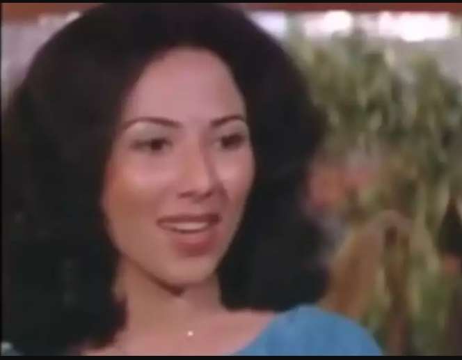 Ingat Wanita Cantik yang Jadi Anak Dosen Incaran Trio Warkop DKI? Kini Penampilannya Bikin Pangling, Dijuluki Diva Dangdut Jaipong!