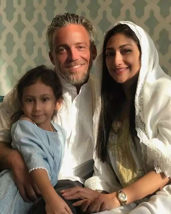 Ingat Pemeran Galuh Parwati di Angling Dharma? Dulu Dijuluki Artis Terseksi, Kini Dinikahi Aktor Tajir Hollywood, Begini Nasibnya Sekarang