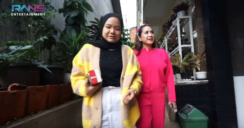 Potret Nagita Slavina Sidak Rumah Karyawan, Kamar Om Olik Jadi Berantakan