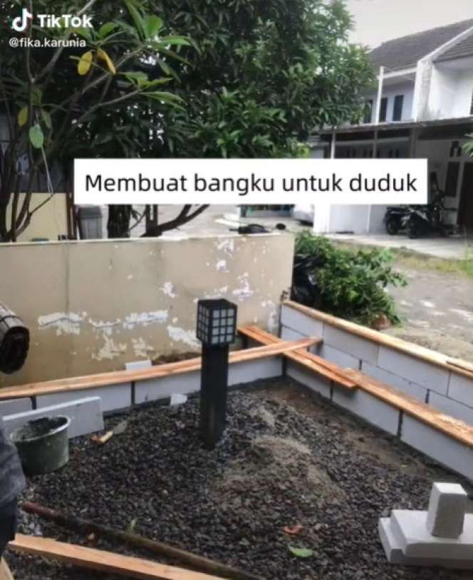 Potret Transformasi Taman Rumah Jadi Teras Super Estetik, Auto Betah Nongkrong!
