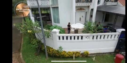 Mundur Jadi Wakil Bupati, 10 Potret Rumah Lucky Hakim yang Jadi Sorotan, Jual Hewan Peliharaan Demi Hidup!