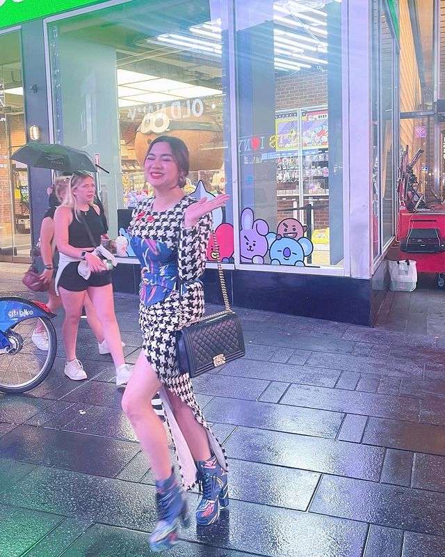 Potret Vicky Shu yang Susah Lupain Mantan Pasangan