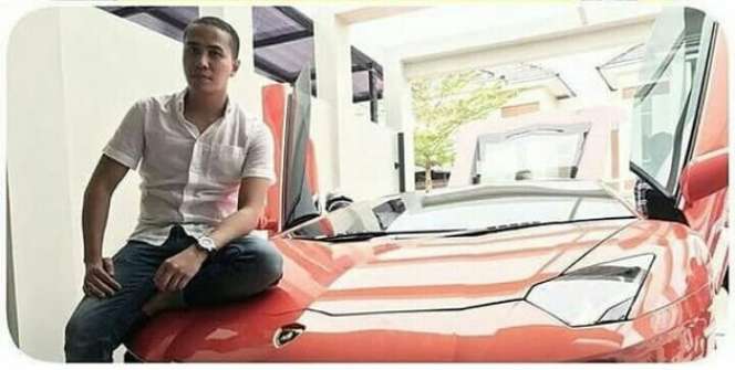 Potret Ressa Herlambang Waktu Jadi Sultan, Punya Banyak Kendaraan dan Rumah Mewah
