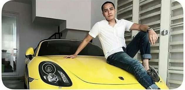Potret Ressa Herlambang Waktu Jadi Sultan, Punya Banyak Kendaraan dan Rumah Mewah