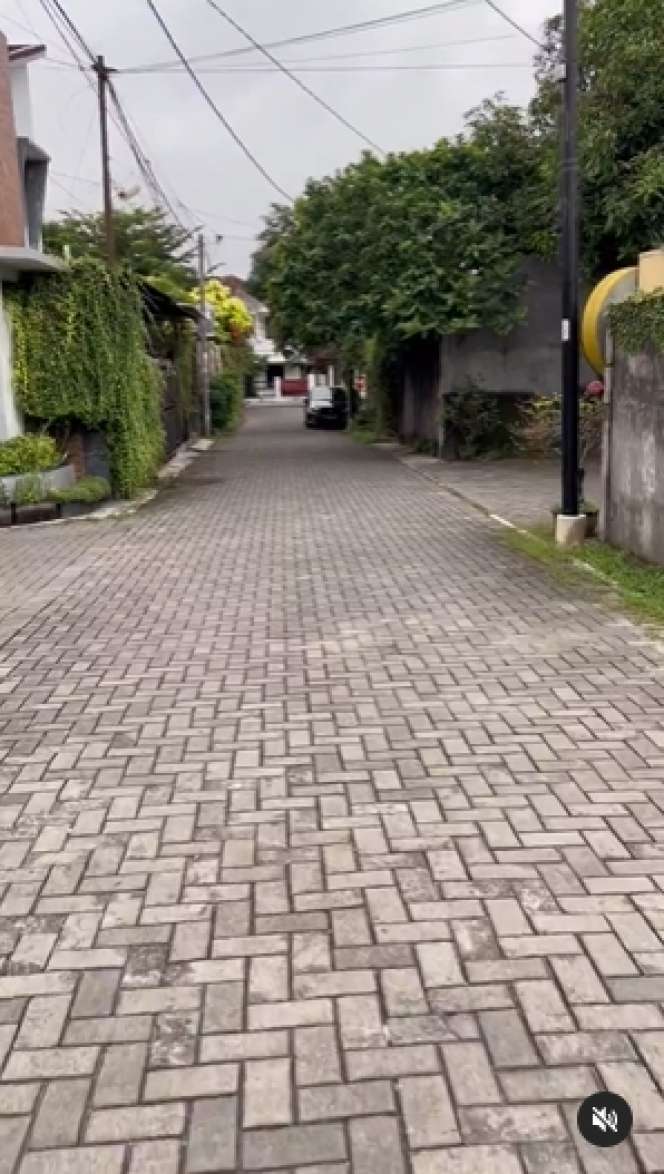 Ingat Sakti Eks Gitaris Sheila on 7? Kini Hijrah & Berjenggot Panjang, Ganti Nama Salman Al-Jugjawy, Ini Potret Rumahnya di Jogja